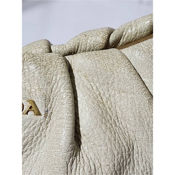 Authentic Prada Cervo Lux Shimmer Hobo Bag Off-White - Picture 7 of 16